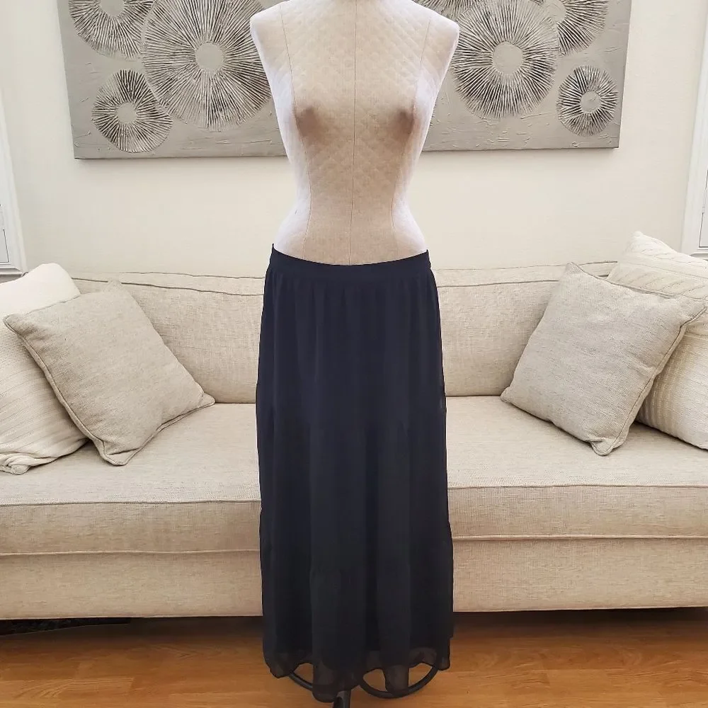 Vince Camuto Tiered Maxi Skirt sz Lg